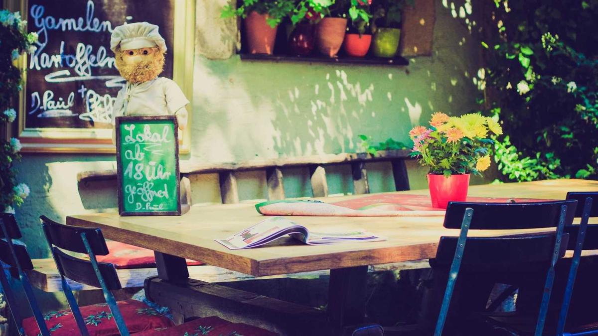 2025年9月5上海电力停牌重组的股票