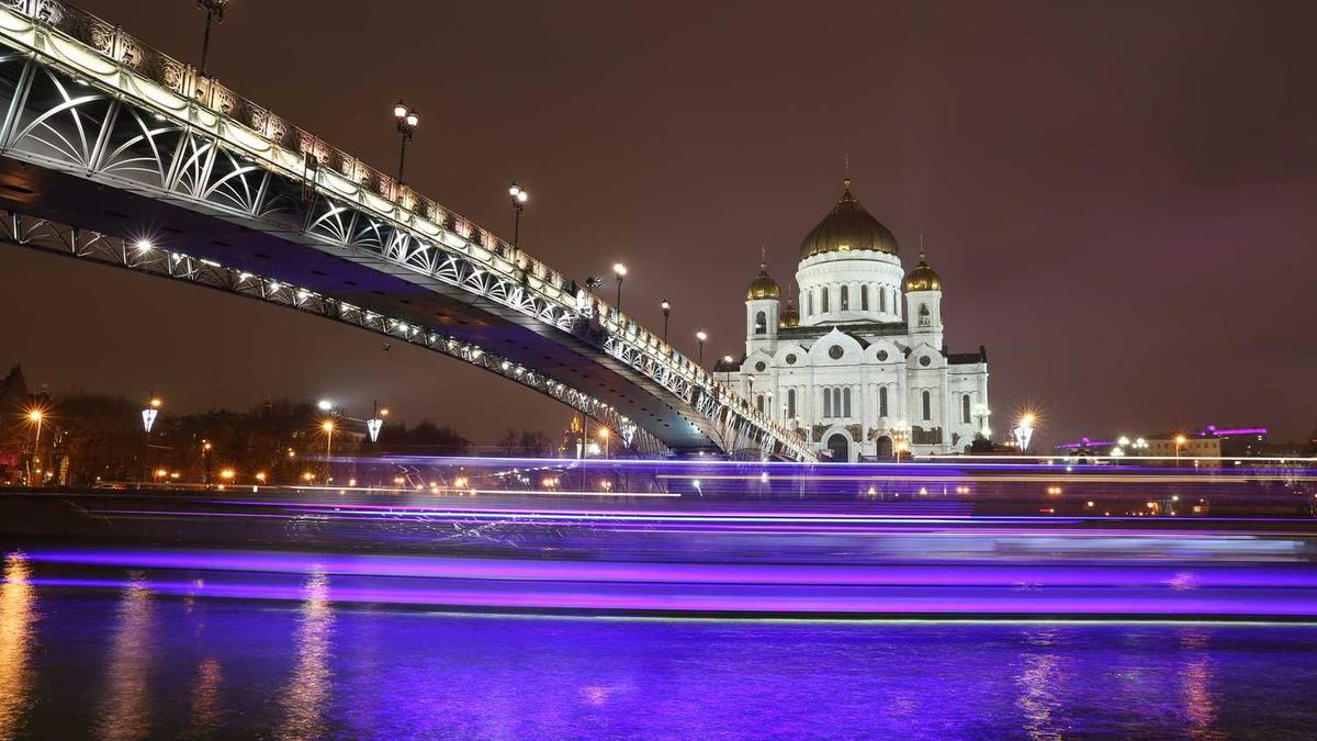 盘锦工资两千五的单位交多少社保